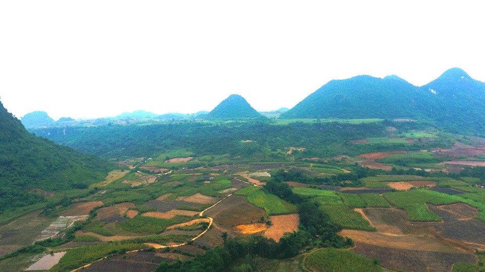 Thác nước cao 120m đẹp đến mê hồn ở xứ Nghệ - 16