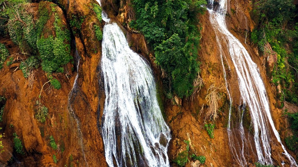 Thác nước cao 120m đẹp đến mê hồn ở xứ Nghệ - 6