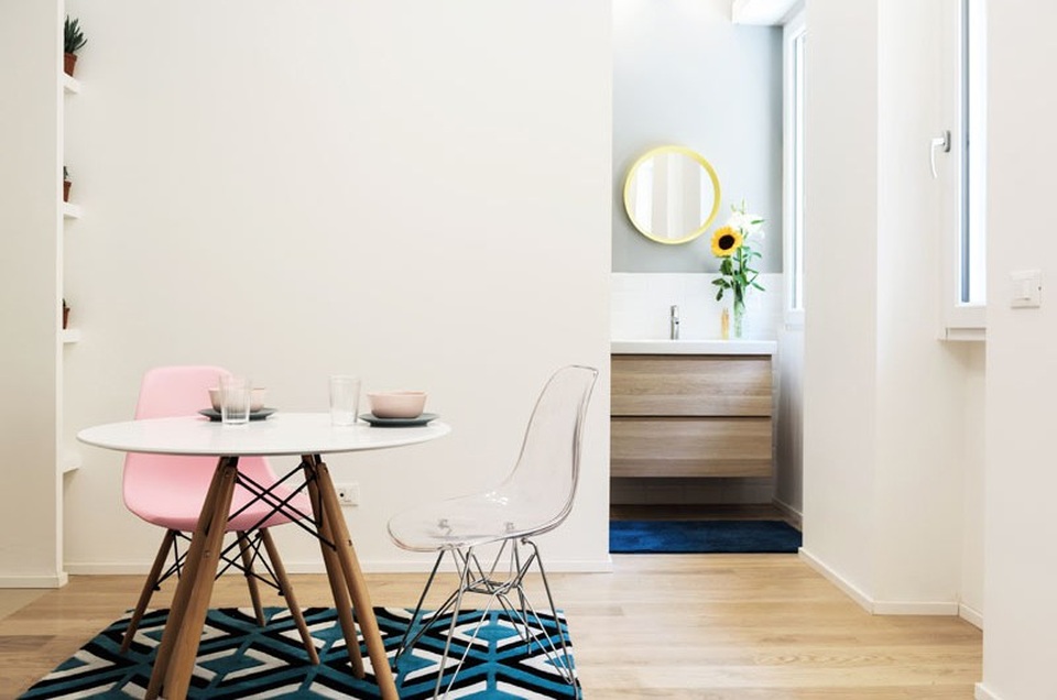 Căn hộ nhỏ có khả năng “biến hình” nhờ bức tường di động đặc biệt - 4 Căn hộ nhỏ có khả năng “biến hình” nhờ bức tường di động đặc biệt - 4