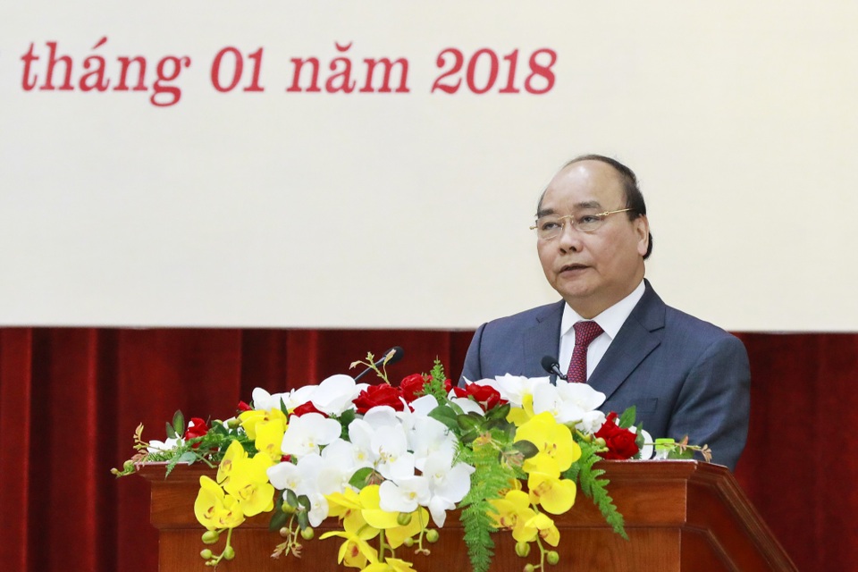 Thủ tướng: “Đừng để nhân dân mất phương hướng, thiếu niềm tin!”. - 1 Thủ tướng Chính phủ Nguyễn Xuân Phúc phát biểu tại hội nghị (ảnh: Quang Vinh)