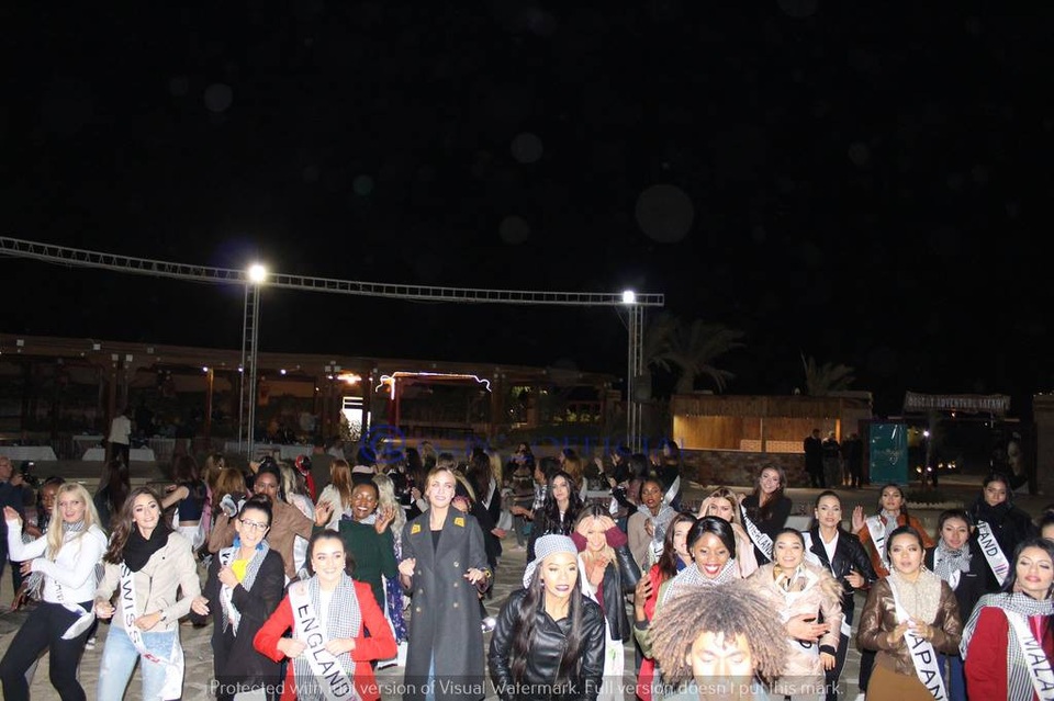 Tường Linh ngã bệnh vẫn hướng dẫn dàn chân dài Miss Intercontinental nói tiếng Việt - 8