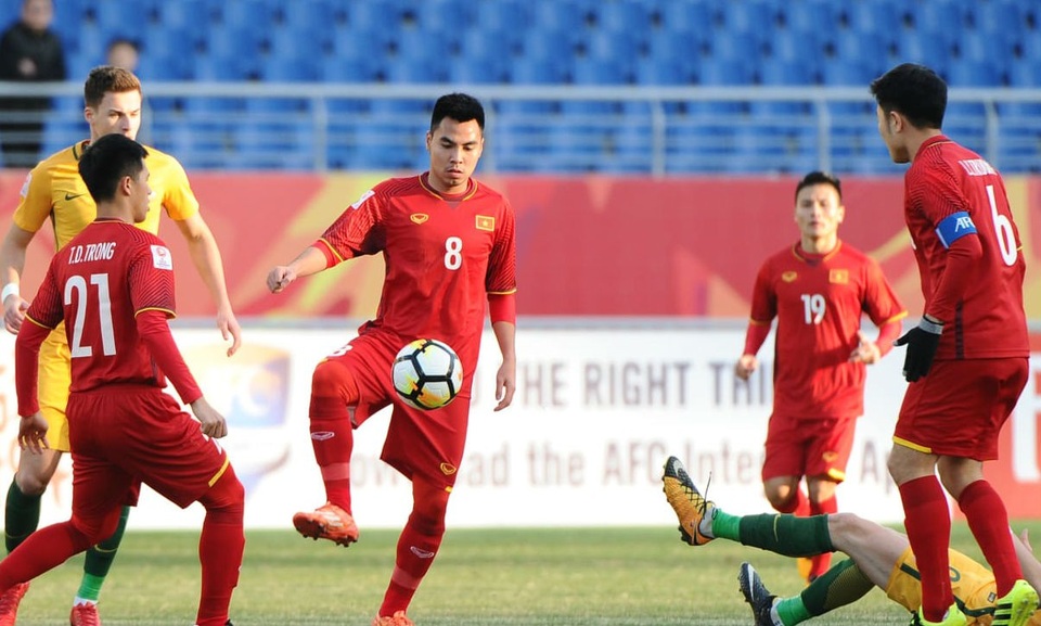Báo nước ngoài đặt dấu hỏi về chiến thuật “dựng xe bus” của U23 Việt Nam - 1 Tác giả John Duerden cho rằng Việt Nam không nên dựng xe bus về lâu dài
