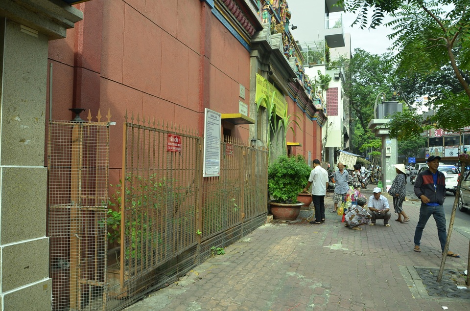 Bãi xe trước số 45 Trương Định (phường Bến Thành) cũng đã được xoá sổ