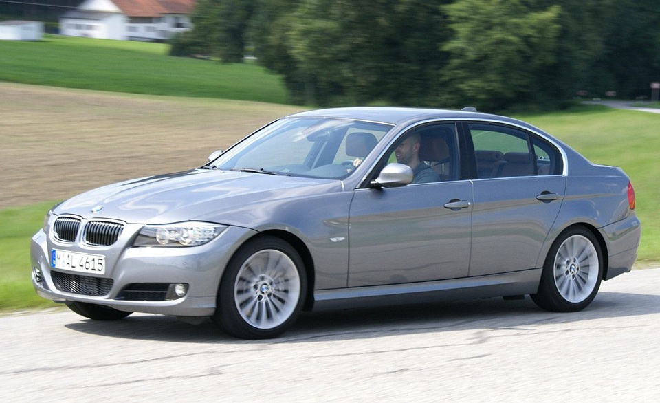 2009-bmw-3-series.jpg