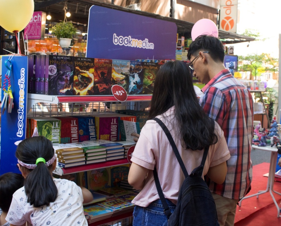 Ra mắt website bán các sản phẩm văn hoá và sách ngoại văn mới nhất tại TP.HCM - 3