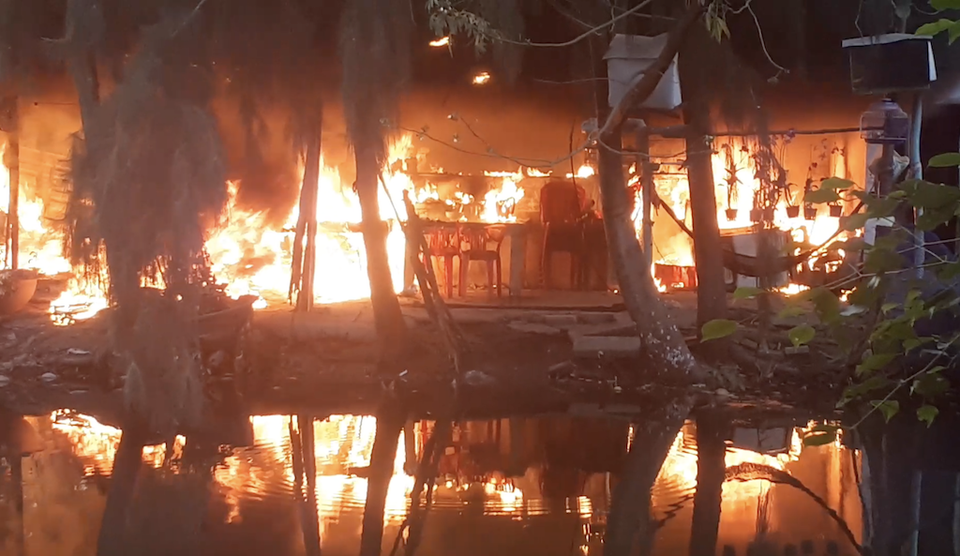 cháy ở khu câu cá giải trí 1.png