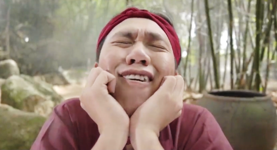 Chị đại Mười Ba trong Thập Tam Muội hóa gái quê dịu dàng, thùy mị - 5