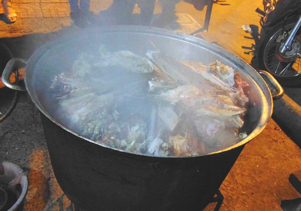 “Hô biến” sách bò đen thui thành trắng toát - 5 “Hô biến” sách bò đen thui thành trắng toát - 5