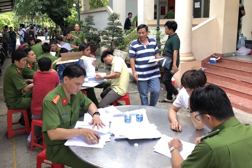 Đột kích vũ trường bật nhất sài gòn  