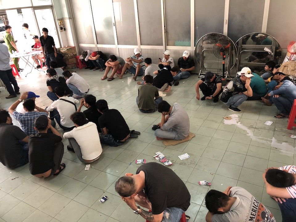 Đột kích vũ trường bật nhất sài gòn