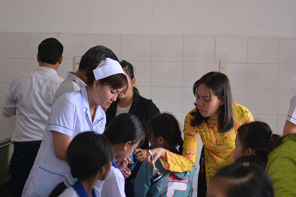 ngộ độc (2).JPG ngộ độc (2).JPG