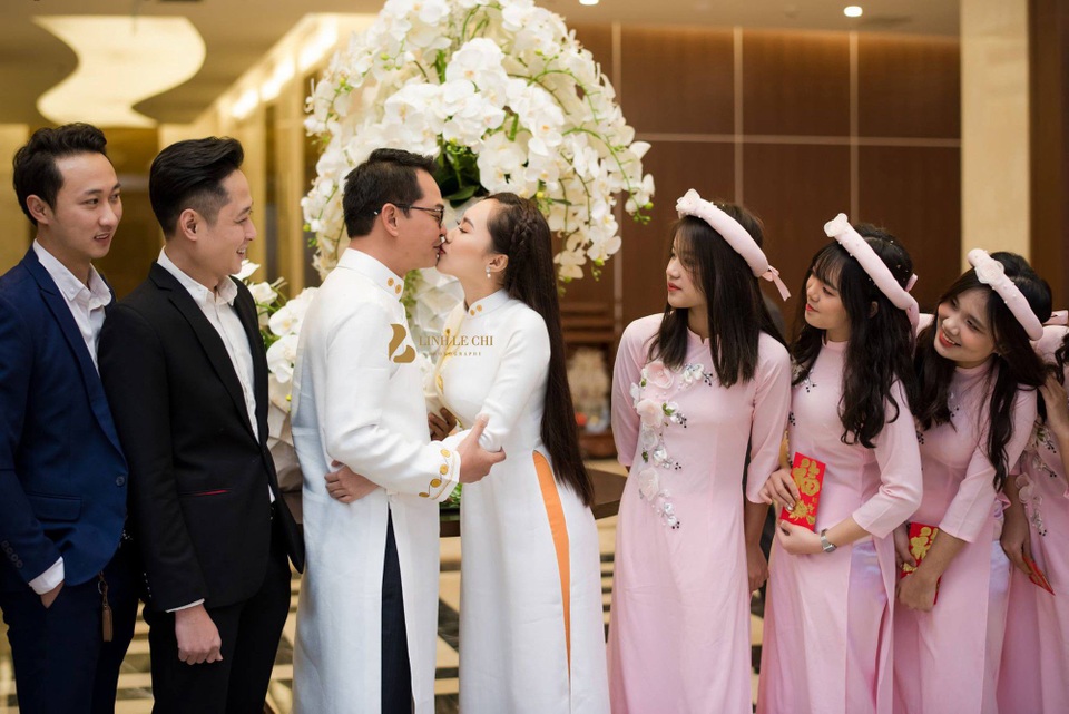 NSND Trung Hieu .jpg NSND Trung Hieu .jpg