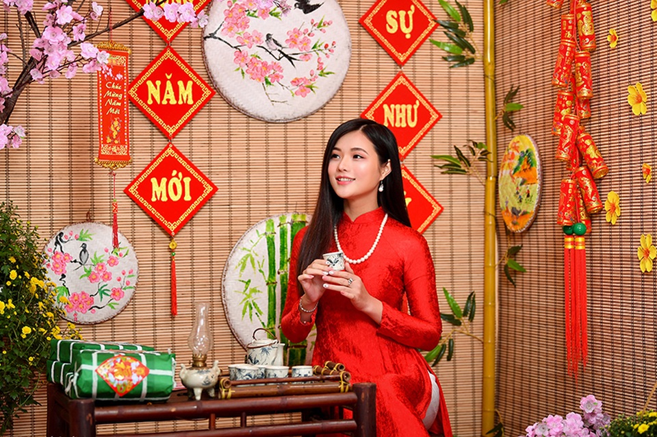 Rộn rịp thiếu nữ xinh đẹp chụp ảnh vườn đào đón Tết - 9 Rộn rịp thiếu nữ xinh đẹp chụp ảnh vườn đào đón Tết - 9