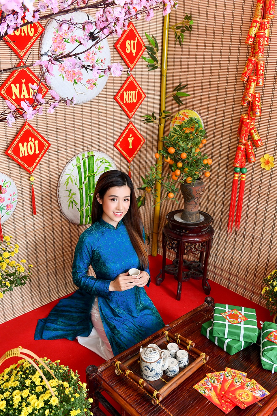 rộn rịp gái xinh chụp ảnh vườn đào đón Tết4.jpg rộn rịp gái xinh chụp ảnh vườn đào đón Tết4.jpg