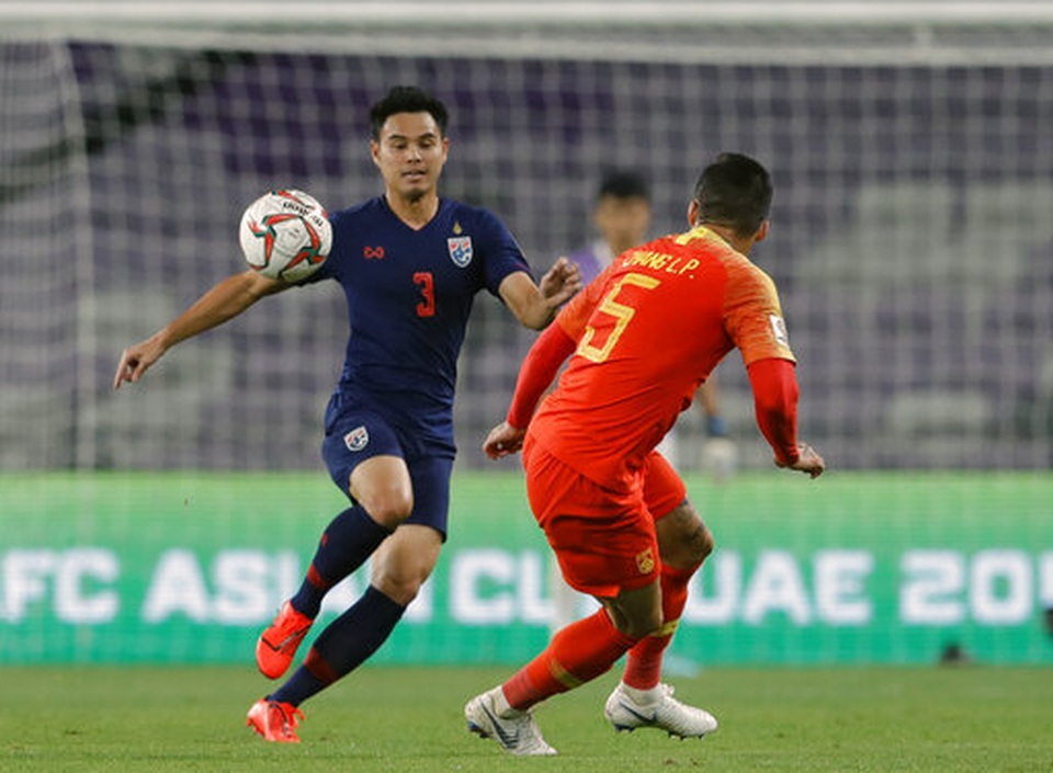 Thái Lan 1-2 Trung Quốc: Dấu ấn của bố già Lippi - 5 Thái Lan 1-2 Trung Quốc: Dấu ấn của bố già Lippi - 5
