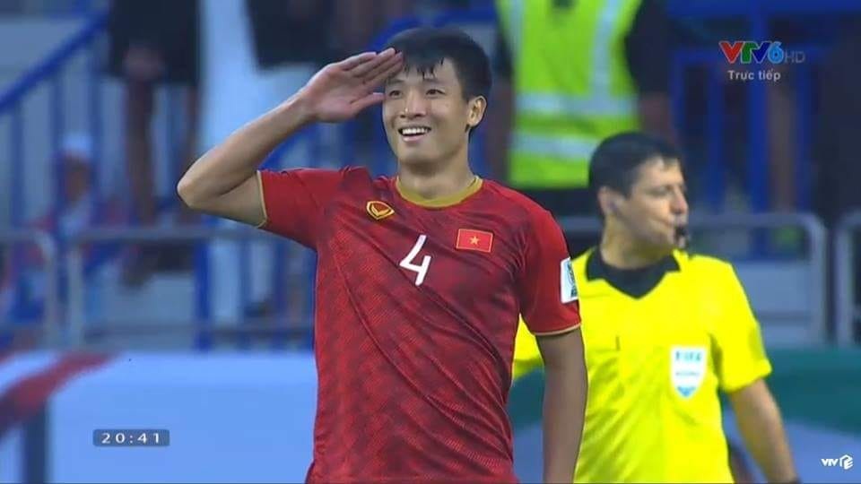 Nghệ sĩ hét “lạc giọng” trước chiến thắng của đội tuyển Việt Nam - 1 Nghệ sĩ hét “lạc giọng” trước chiến thắng của đội tuyển Việt Nam - 1