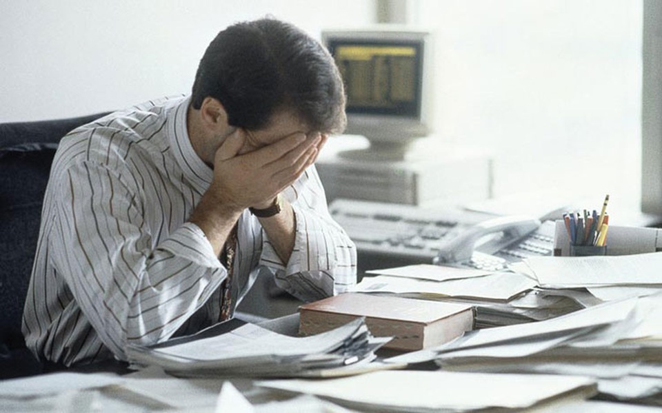 Làm việc nhiều giờ gây hại cho sức khỏe tim mạch thế nào? - 1 Làm việc nhiều giờ gây hại cho sức khỏe tim mạch thế nào? - 1