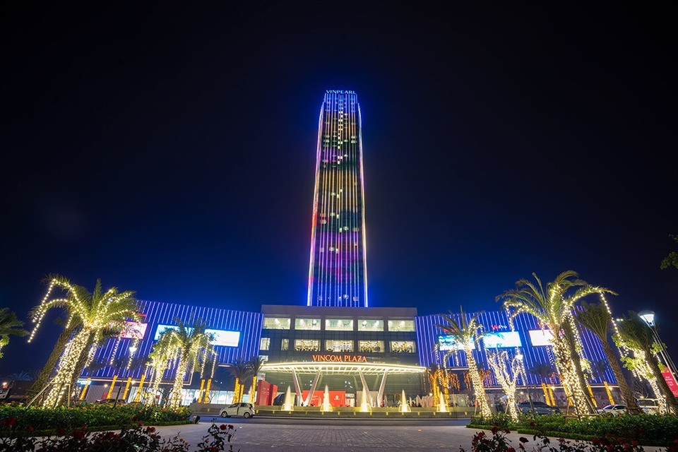 Toan canh toa thap Vinpearl Hotel Imperia Hai Phong1.jpg Toan canh toa thap Vinpearl Hotel Imperia Hai Phong1.jpg