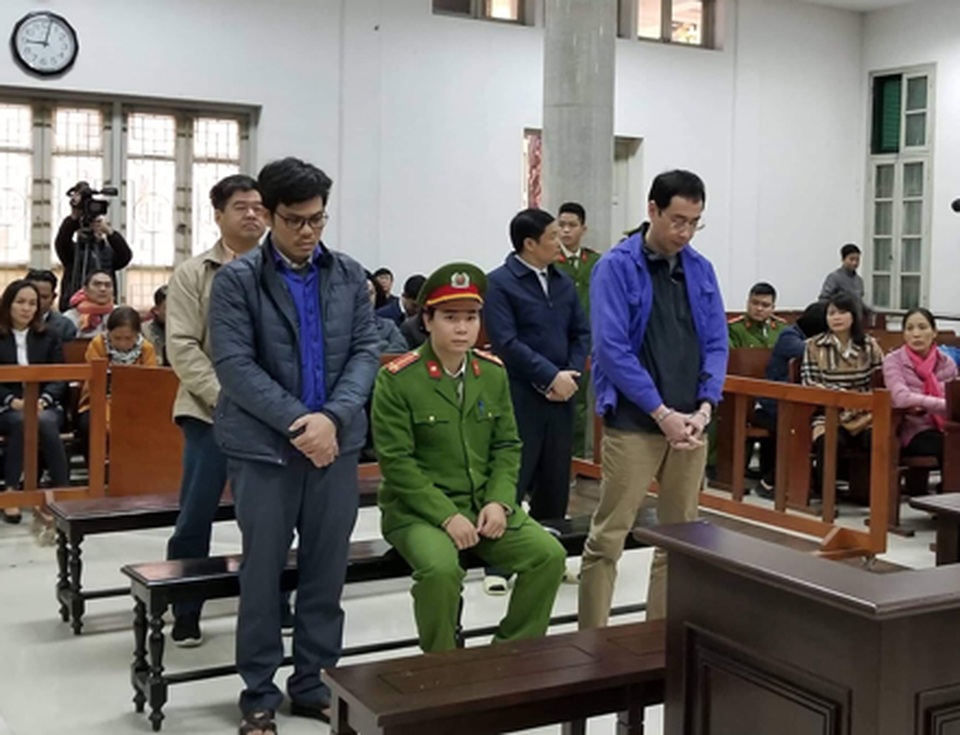 3loc-hoa-dau-binh-son.jpg 3loc-hoa-dau-binh-son.jpg