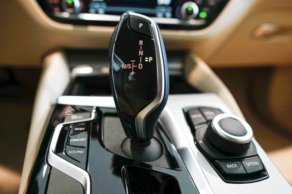 BMW 5-series mới tại Việt Nam dùng động cơ 1.6L - 4 BMW 5-series mới tại Việt Nam dùng động cơ 1.6L - 4