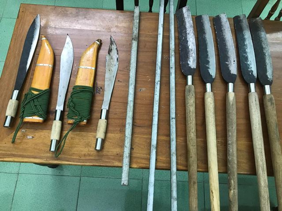 Hung khí thanh toán nhau Hung khí thanh toán nhau