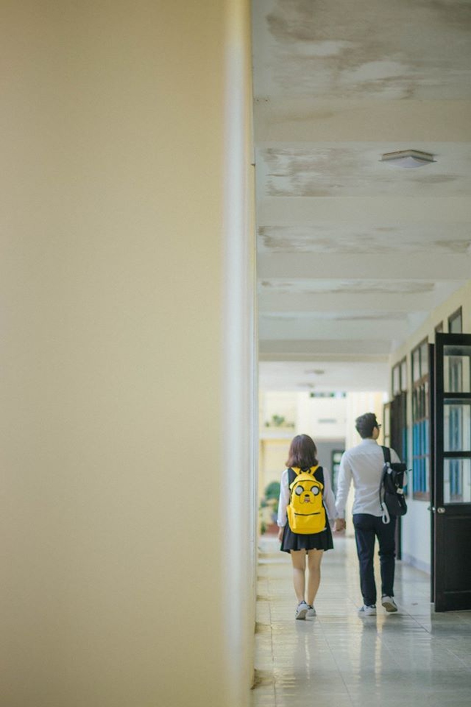 Bộ ảnh cưới “ghế đá sân trường” của cặp đôi từng... ghét nhau - 14 Bộ ảnh cưới “ghế đá sân trường” của cặp đôi từng... ghét nhau - 14