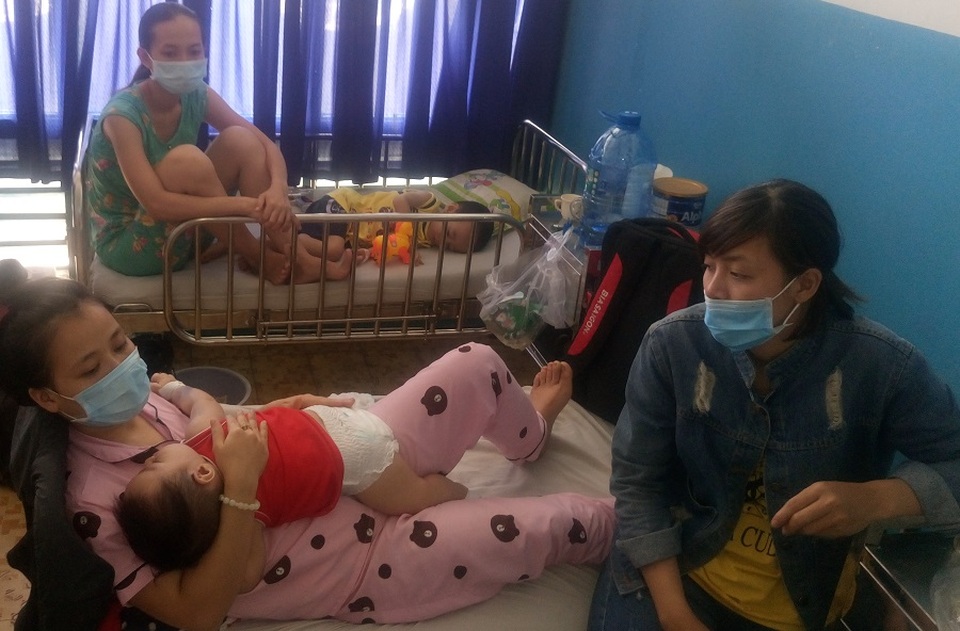 Cấm trẻ không được chích ngừa đầy đủ đến trường? - 2 Cấm trẻ không được chích ngừa đầy đủ đến trường? - 2