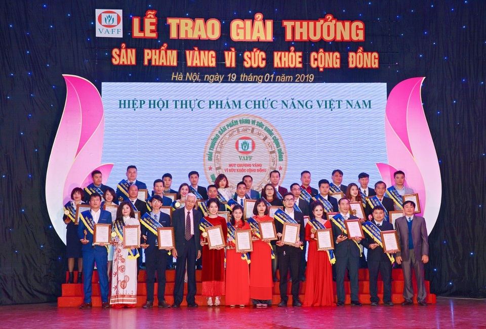 Heroperfect và Triselan đạt danh hiệu sản phẩm vàng vì sức khỏe cộng đồng 2019 - 1 Heroperfect và Triselan đạt danh hiệu sản phẩm vàng vì sức khỏe cộng đồng 2019 - 1