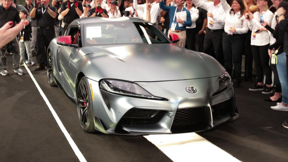 Chiêm ngưỡng chiếc Toyota Supra 2020 đặc biệt vừa được trả giá hơn 2 triệu USD - 1