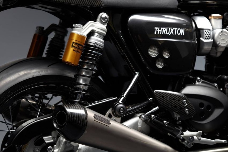 Triumph Thruxton TFC chính thức ra mắt, giá từ 21.500 USD - 9