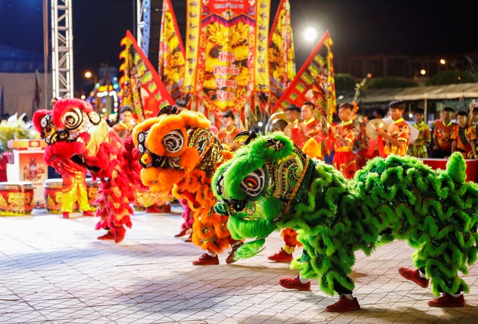 Kiên Giang: 34 đội lân sư quần hùng tranh tài mừng xuân Kỷ Hợi! - 9 Kiên Giang: 34 đội lân sư quần hùng tranh tài mừng xuân Kỷ Hợi! - 9