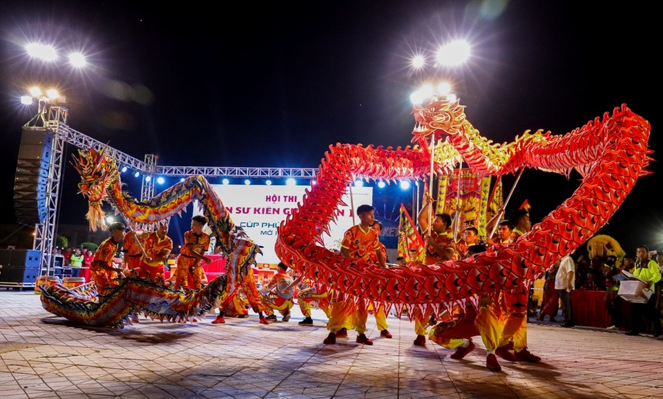 Kiên Giang: 34 đội lân sư quần hùng tranh tài mừng xuân Kỷ Hợi! - 8 Kiên Giang: 34 đội lân sư quần hùng tranh tài mừng xuân Kỷ Hợi! - 8