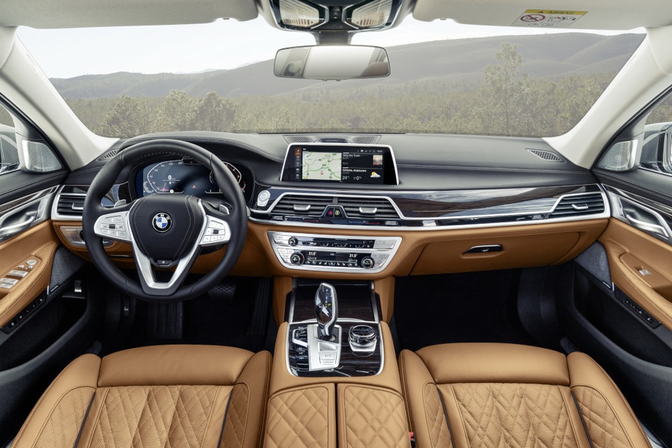 BMW 7-Series có những thay đổi gì đáng chú ý? - 4 BMW 7-Series có những thay đổi gì đáng chú ý? - 4