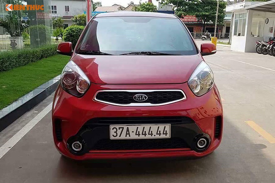 Cận Tết trúng biển số siêu khủng, sang tên cả tỷ đồng - 11 Cận Tết trúng biển số siêu khủng, sang tên cả tỷ đồng - 11