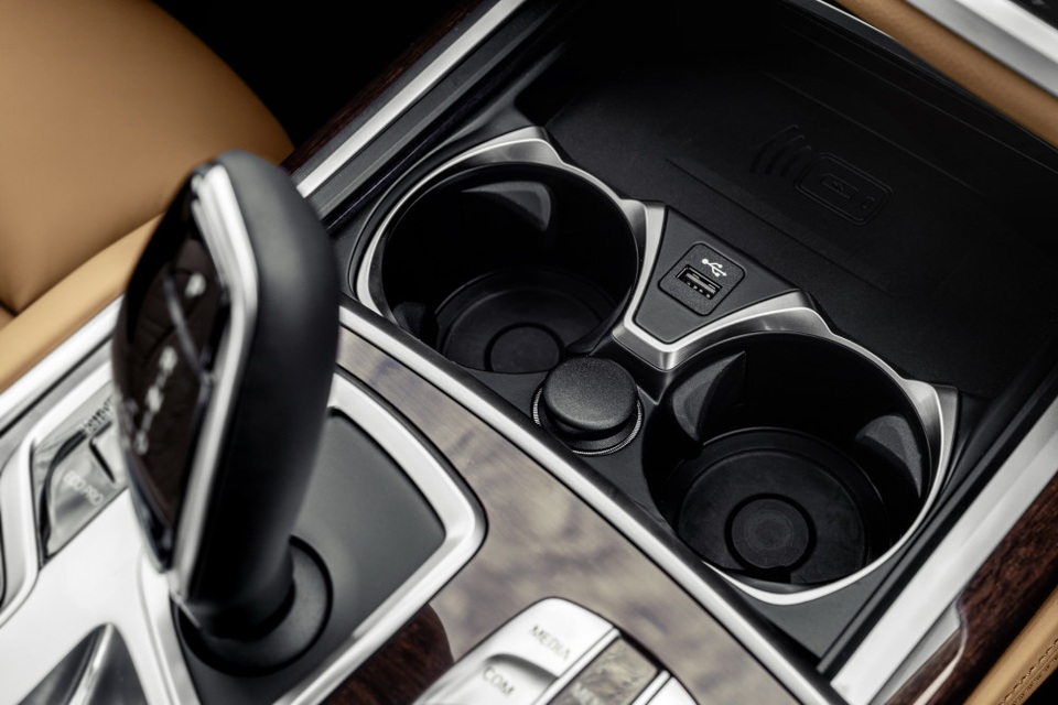BMW 7-Series có những thay đổi gì đáng chú ý? - 14 BMW 7-Series có những thay đổi gì đáng chú ý? - 14