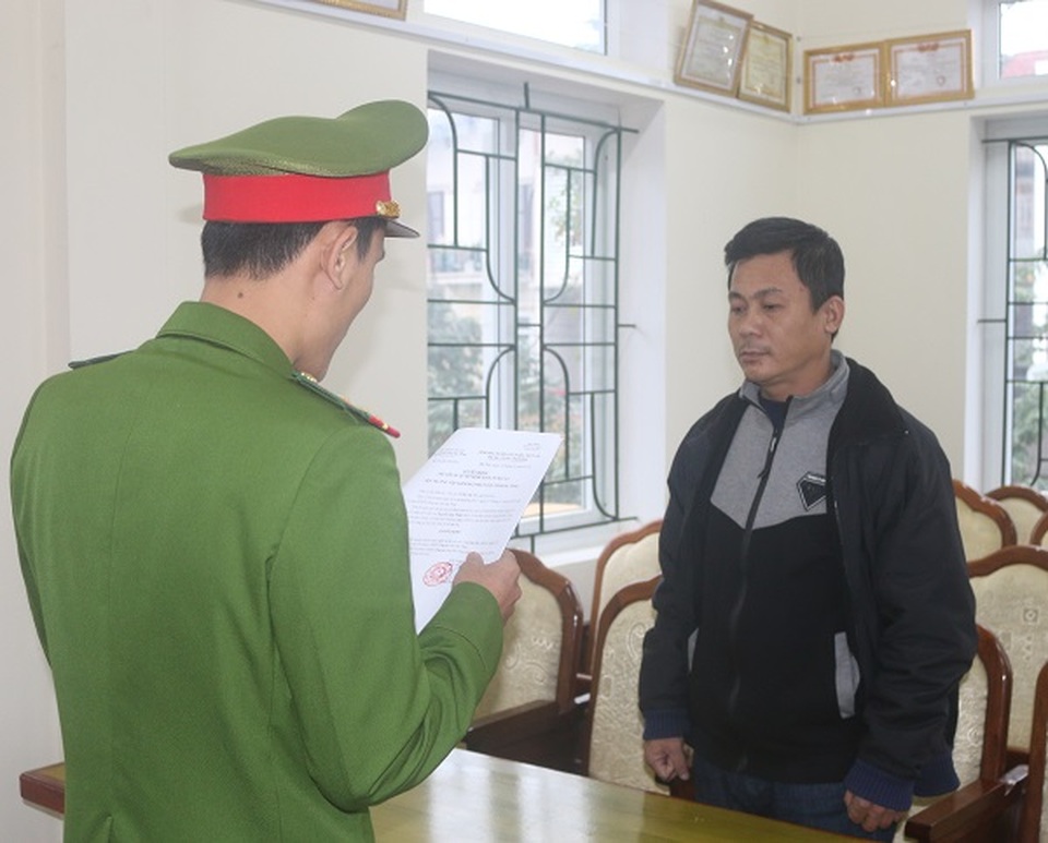 Nguyên cán bộ Viettel Hà Tĩnh lừa hơn nửa tỷ đồng tiền chạy việc - 1 Nguyên cán bộ Viettel Hà Tĩnh lừa hơn nửa tỷ đồng tiền chạy việc - 1