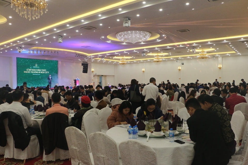 Đất nền thị trường tỉnh Quảng Ninh bùng nổ giao dịch cuối năm 2018 - 1