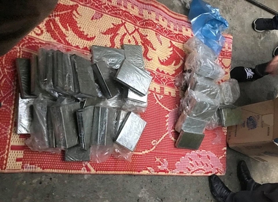 Bắt vụ vận chuyển lượng ma túy khủng ngày cuối năm - 2 Bắt vụ vận chuyển lượng ma túy khủng ngày cuối năm - 2