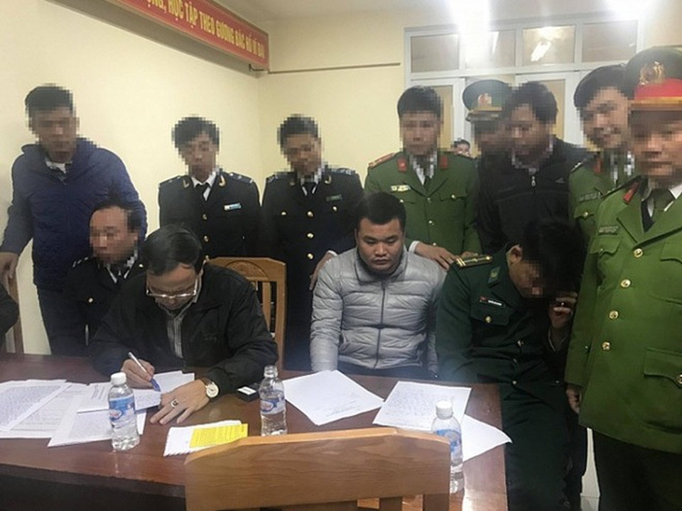 Bắt vụ vận chuyển lượng ma túy khủng ngày cuối năm - 1 Bắt vụ vận chuyển lượng ma túy khủng ngày cuối năm - 1