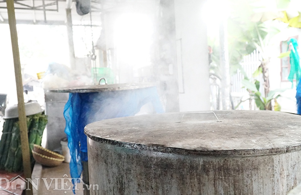 Làng gói bánh chưng lớn nhất Hà Nội tất bật vào vụ Tết - 12 Làng gói bánh chưng lớn nhất Hà Nội tất bật vào vụ Tết - 12