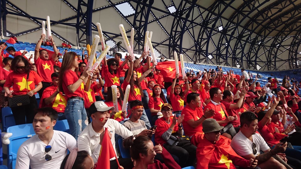 Việt Nam 0-1 Nhật Bản: Thua trong thế ngẩng cao đầu - 18 Việt Nam 0-1 Nhật Bản: Thua trong thế ngẩng cao đầu - 18