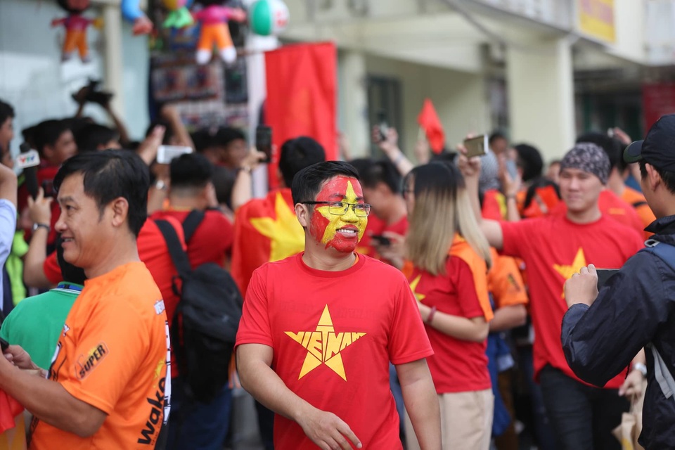 Việt Nam 0-1 Nhật Bản: Thua trong thế ngẩng cao đầu - 23 Việt Nam 0-1 Nhật Bản: Thua trong thế ngẩng cao đầu - 23