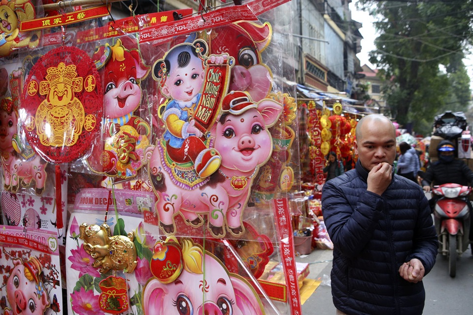 Chợ hoa phố cổ Hà Nội nhộn nhịp đón Tết - 2 Chợ hoa phố cổ Hà Nội nhộn nhịp đón Tết - 2