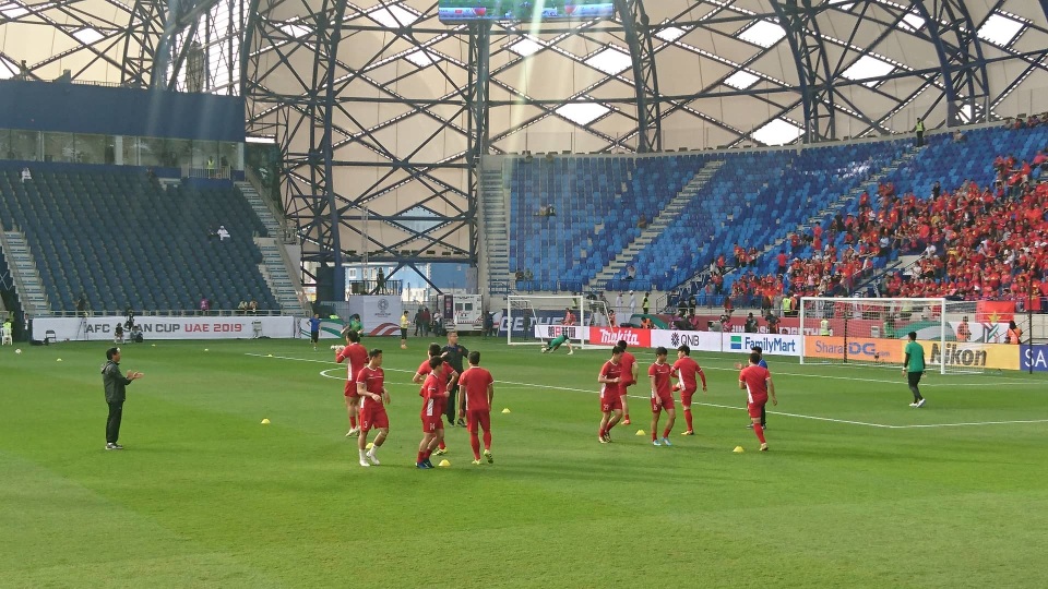 Việt Nam 0-1 Nhật Bản: Thua trong thế ngẩng cao đầu - 13 Việt Nam 0-1 Nhật Bản: Thua trong thế ngẩng cao đầu - 13