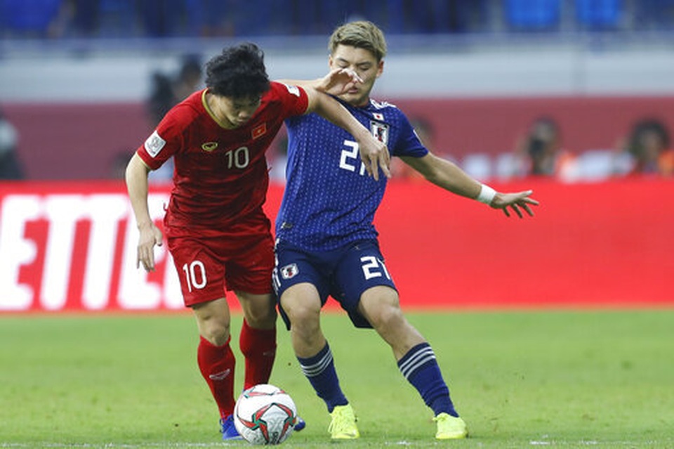 Việt Nam 0-1 Nhật Bản: Thua trong thế ngẩng cao đầu - 5 Việt Nam 0-1 Nhật Bản: Thua trong thế ngẩng cao đầu - 5