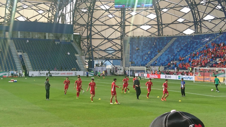Việt Nam 0-1 Nhật Bản: Thua trong thế ngẩng cao đầu - 12 Việt Nam 0-1 Nhật Bản: Thua trong thế ngẩng cao đầu - 12
