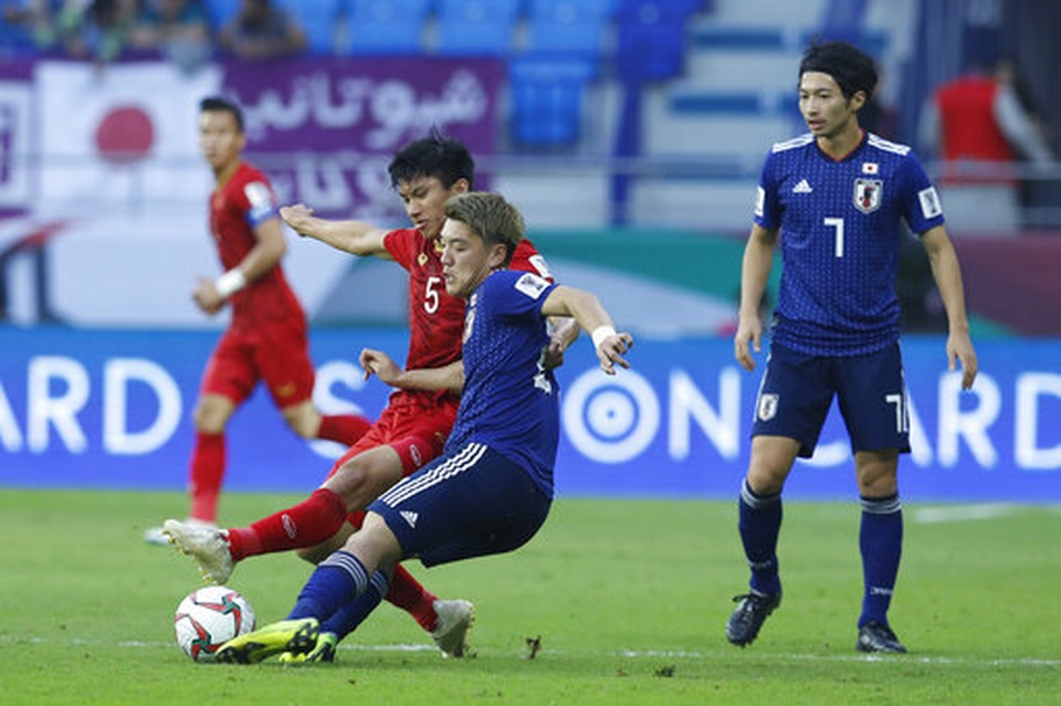 Việt Nam 0-1 Nhật Bản: Thua trong thế ngẩng cao đầu - 7 Việt Nam 0-1 Nhật Bản: Thua trong thế ngẩng cao đầu - 7