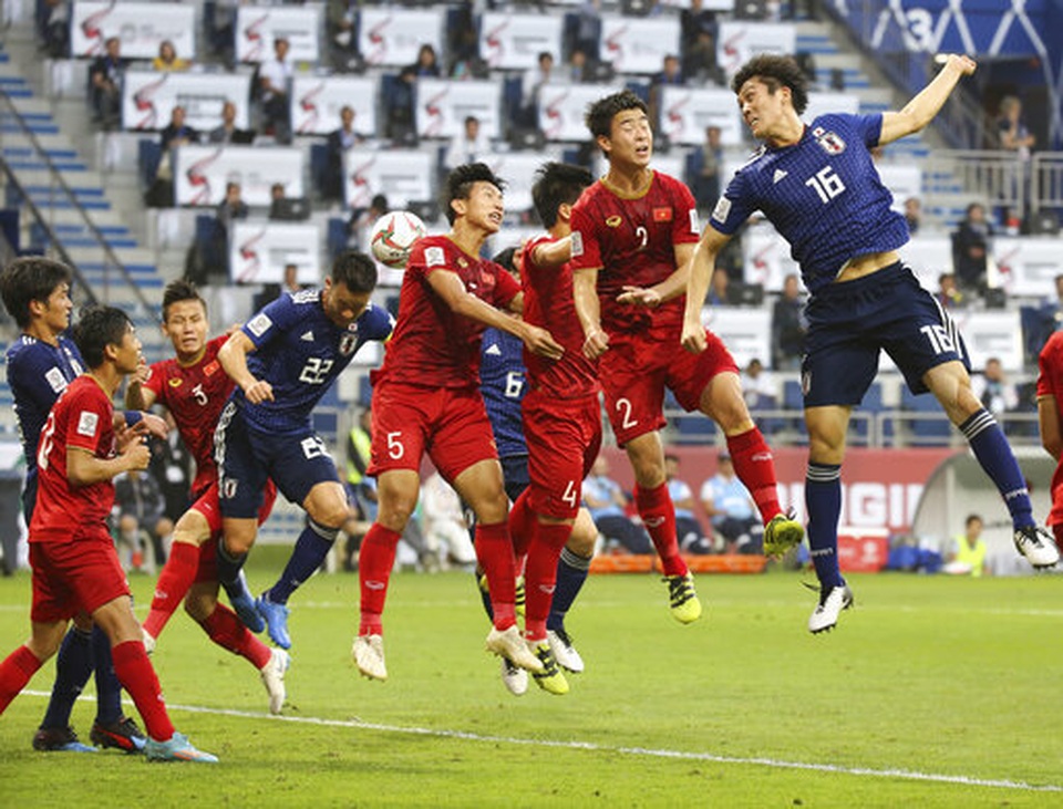 Việt Nam 0-1 Nhật Bản: Thua trong thế ngẩng cao đầu - 8 Việt Nam 0-1 Nhật Bản: Thua trong thế ngẩng cao đầu - 8