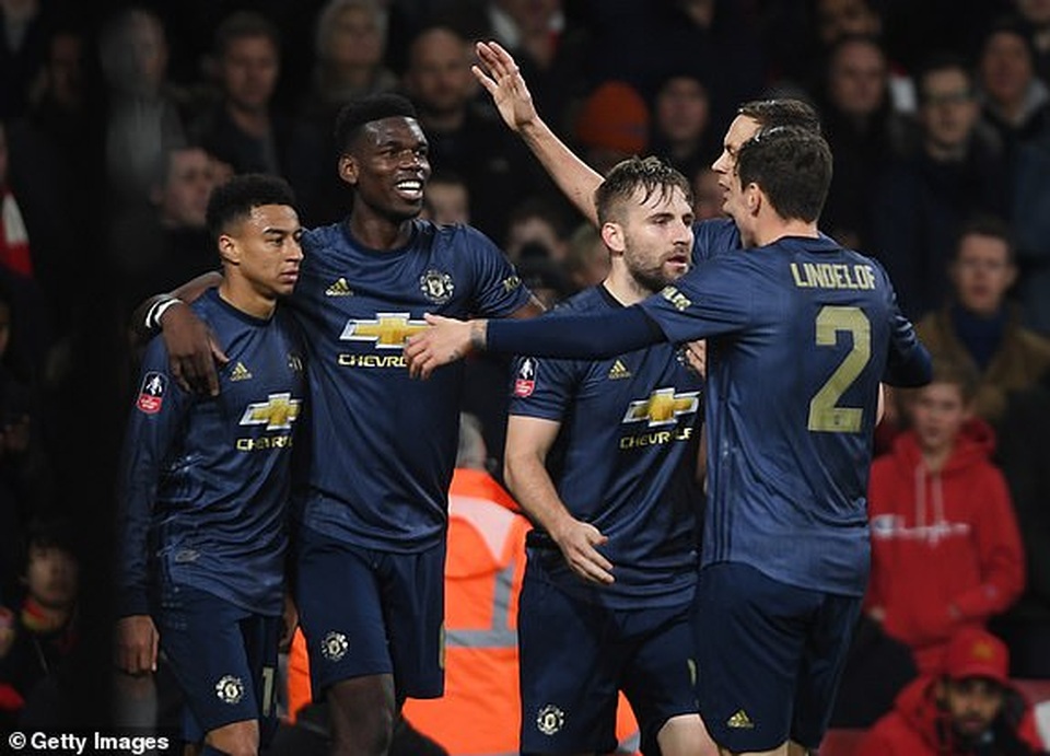 Arsenal 1-3 Man Utd: Dấu ấn của Sanchez, Lingard và Martial - 2 Arsenal 1-3 Man Utd: Dấu ấn của Sanchez, Lingard và Martial - 2