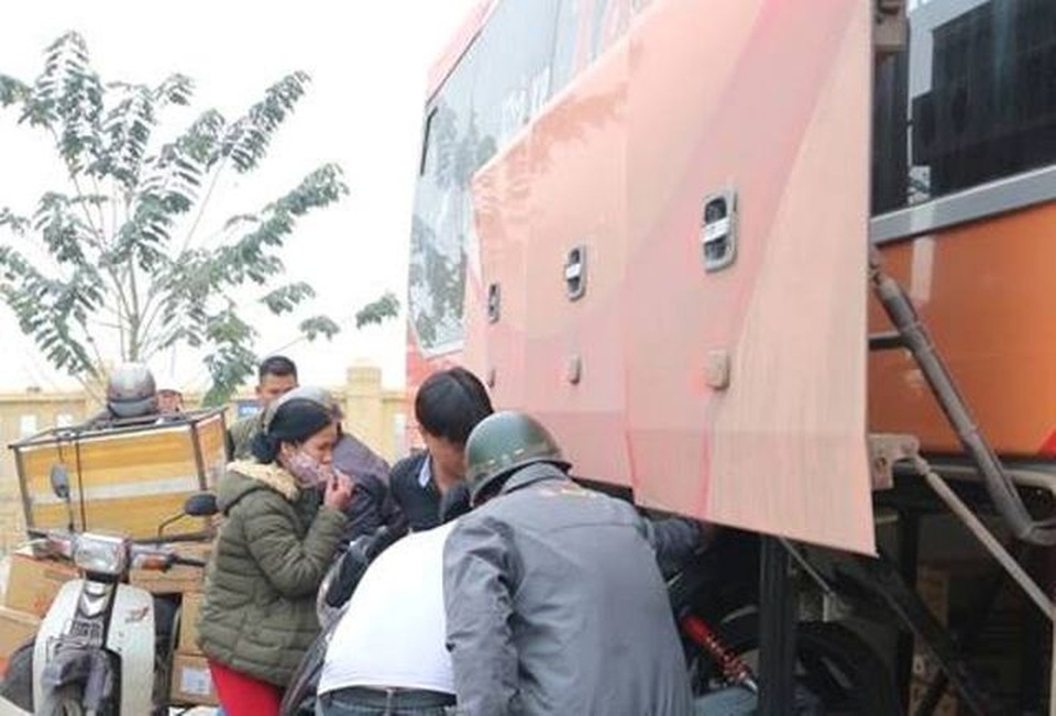 Phát hiện tài xế đang điều khiển xe tải dương tính với ma túy - 6